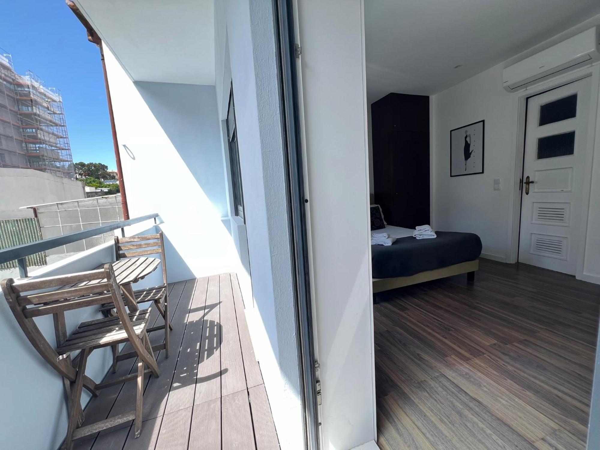 Almada Studios & Suites Porto Exterior photo
